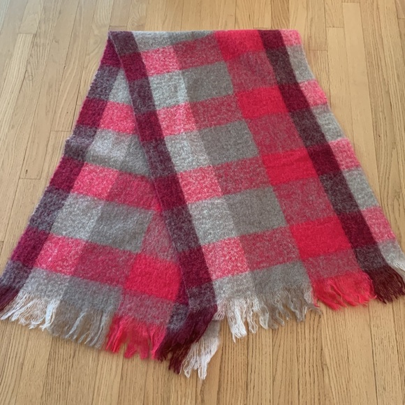 American Eagle Mohair And Wool Plaid Wrap Blanket Scarf Pink Grey - Picture 1 of 6